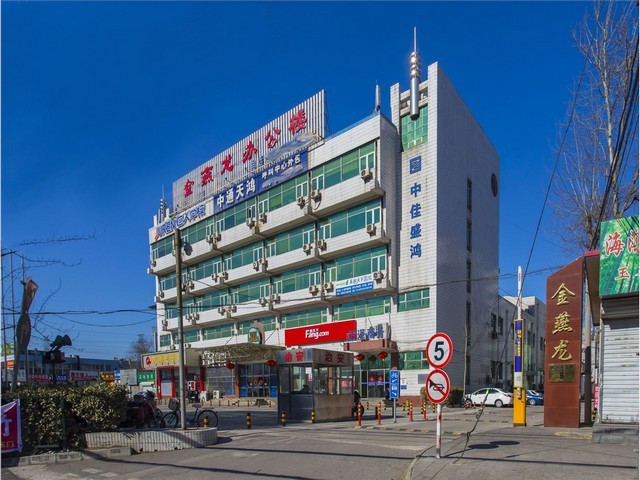 七里河区八角监控杆有哪些厂家